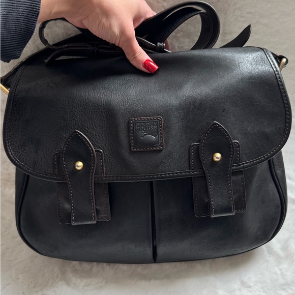 Dooney & Bourke Handbags - Vintage Dooney & Bourke AWL Leather Satchel Crossbody Bag